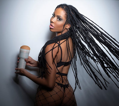 Kira Noir - Fleshlight